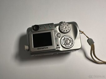 Olympsu C-50 Retro fotoaparát - 4