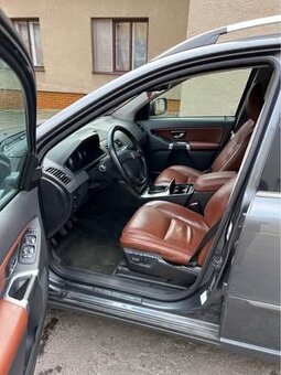 VOLVO XC90 D5 - 4