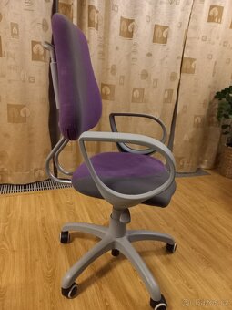 Rostoucí židle - 4