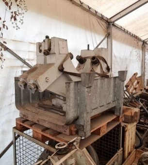 Prodej lunet na soustruh 10m - 4