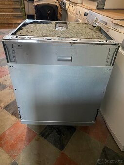Plně integrovaná myčka zn. Electrolux - 4