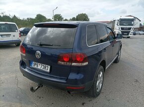 Volkswagen Touareg - 4