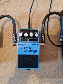 Kompletní set – Ibanez GSR200, efekty a kombo - 4