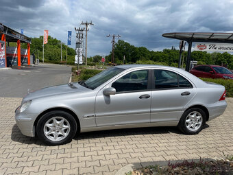 Mercedes-Benz Třídy C 1.8i 203 Kompressor sedan - 4