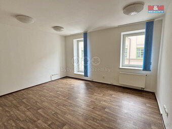 Pronájem bytu 2+1, 70 m², Kladno, ul. Váňova - 4