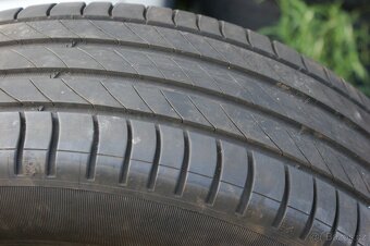 4ks letnich pneu Michelin 205/60/16 - 4
