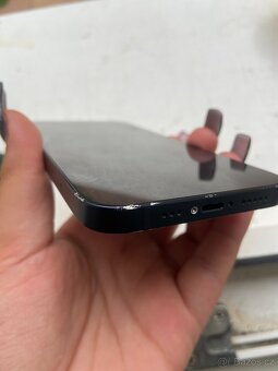 iPhone 13 na díly prodávám - 4
