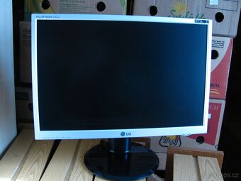 LED MONITOR LG 22" - L226WTQ-SF - 4