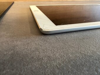 iPad Pro 2 generace 512 gb - 4