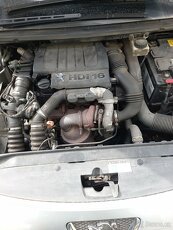Peugeot 307 break 2005,1,6hdi,66kw,9HX- ND - 4