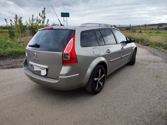 Renault Megane II Grandtour - 4