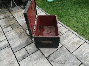 Stará dřevěná bedna 🧰 - 4