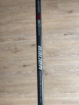 Hokejka Bauer Vapor X80, INT. flex 67. ohyb P92, pravá - 4