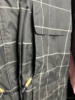 ÚŽASNÁ dámská lyžařská BUNDA DC za SUPER CENU - 4