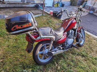 Hyosung GA 125 Cruise - 4