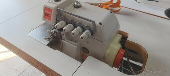 Průmyslový 4 nitny overlock Siruba 747K-514M2-24 - 4
