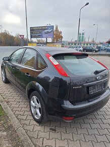 Ford Focus 5dv. 1.6i / 74kW, r.v. 2007.1.majitel - 4