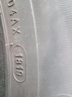Pneu 205/55/16 letní MICHELIN - 4