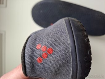 Vivobarefoot 45 - 4