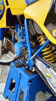 Suzuki RM 125 - 4