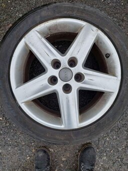 Alu disky Audi A4 7,5J x 17H2 ET45 - 4
