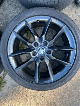 Alu kola 5x112 R18 GEMINI - Škoda Octavia III RS - 4