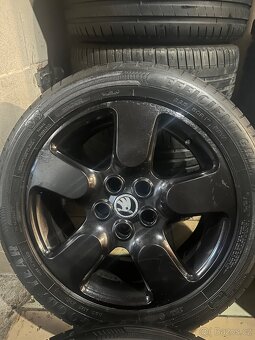 ALU Kola ŠKODA 5x112 R17 PROTEUS Letní Pneu 225/50/17 - 4