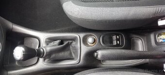 Peugeot 206 combi 1,4 55kw - 4