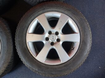 ALU disky originál Hyundai 5x114,3 R18 se zimními pneu 235/6 - 4