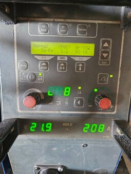 MIG/MAG svářečka AlfaIn ATA 500 Puls 2 včetně podavače - 4