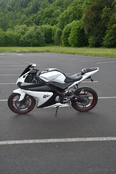 Yamaha yzf r-125 - 4