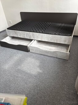 Postel s úložnými šuplíky + matrace - 4