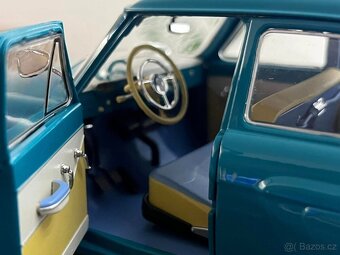 1:18 VOLGA GAZ 21R - Tyrkysová - IST Models - 4