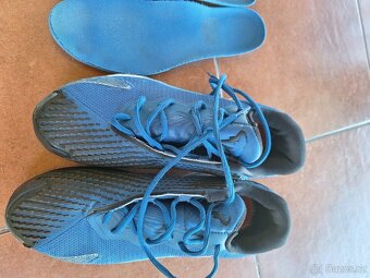 Prodám Nike Rafa vel. 44 tenisové - 4