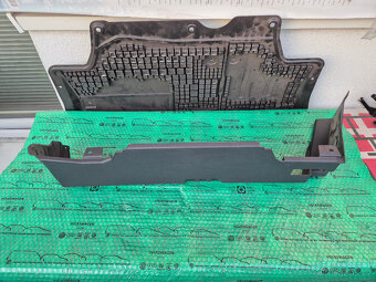 panel plata levý černý Škoda Forman od 01/93 116770743 - 4
