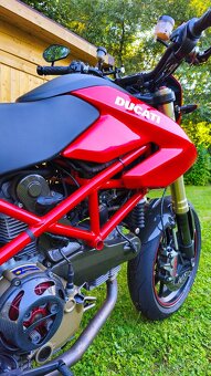 Ducati hypermotard 1100 S - 4