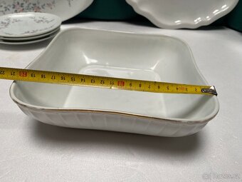 Sada porcelánových táců / podnosů – 5 ks, různé tvary a veli - 4