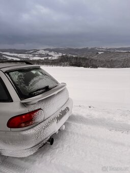 Subaru Impreza GT - 4