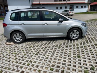 Volkswagen Touran 2,0TDi Odp.DPH Jeden majitel/2022/ - 4