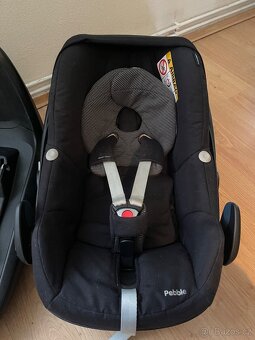 Autosedačka Maxi Cosi Pebble + základna - 4