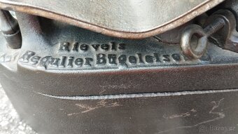 Obrovská komínová velmi stará sbírková žehlička D.R.G.M. - 4