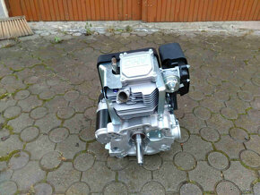 Nový jednoválcový motor Loncin 16 HP 452 ccm - 4