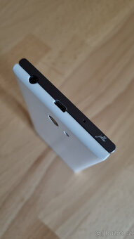 Mobilní telefon Jolla 1 a Jolla tablet - 4