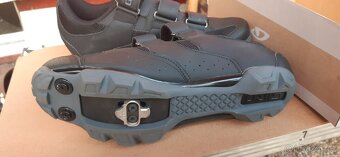Cyklisticke boty Giro Herraduro vel.45 - 4
