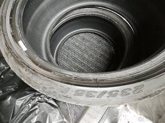 Pneu 235/35 r20 Pirelli letní 2 kusy - 4