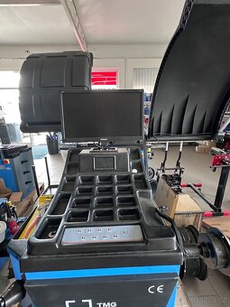 Vyvažovačka automatická LCD Phillips - 4