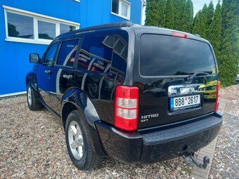 Dodge Nitro 2.8 CRD 4x4 - 4
