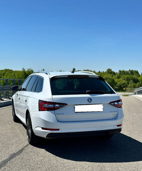 Skoda Superb 2.0 TDI 4x4 L&K/DSG - 4