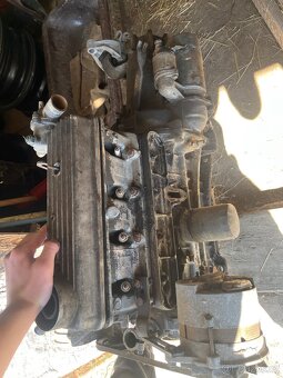 Favorit 136 motor - 4