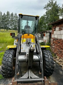 Prodám Kolový čelní nakladač Volvo L30 - 4